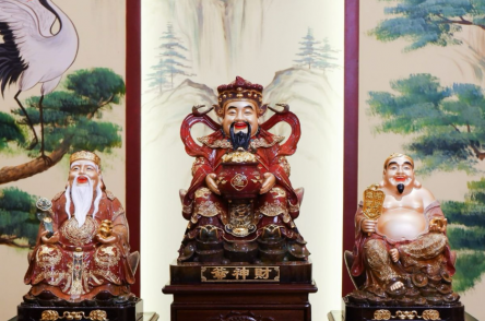Tượng Thần Tài Thổ Địa – Ý Nghĩa, Cách Chọn Và Bài Trí Chuẩn